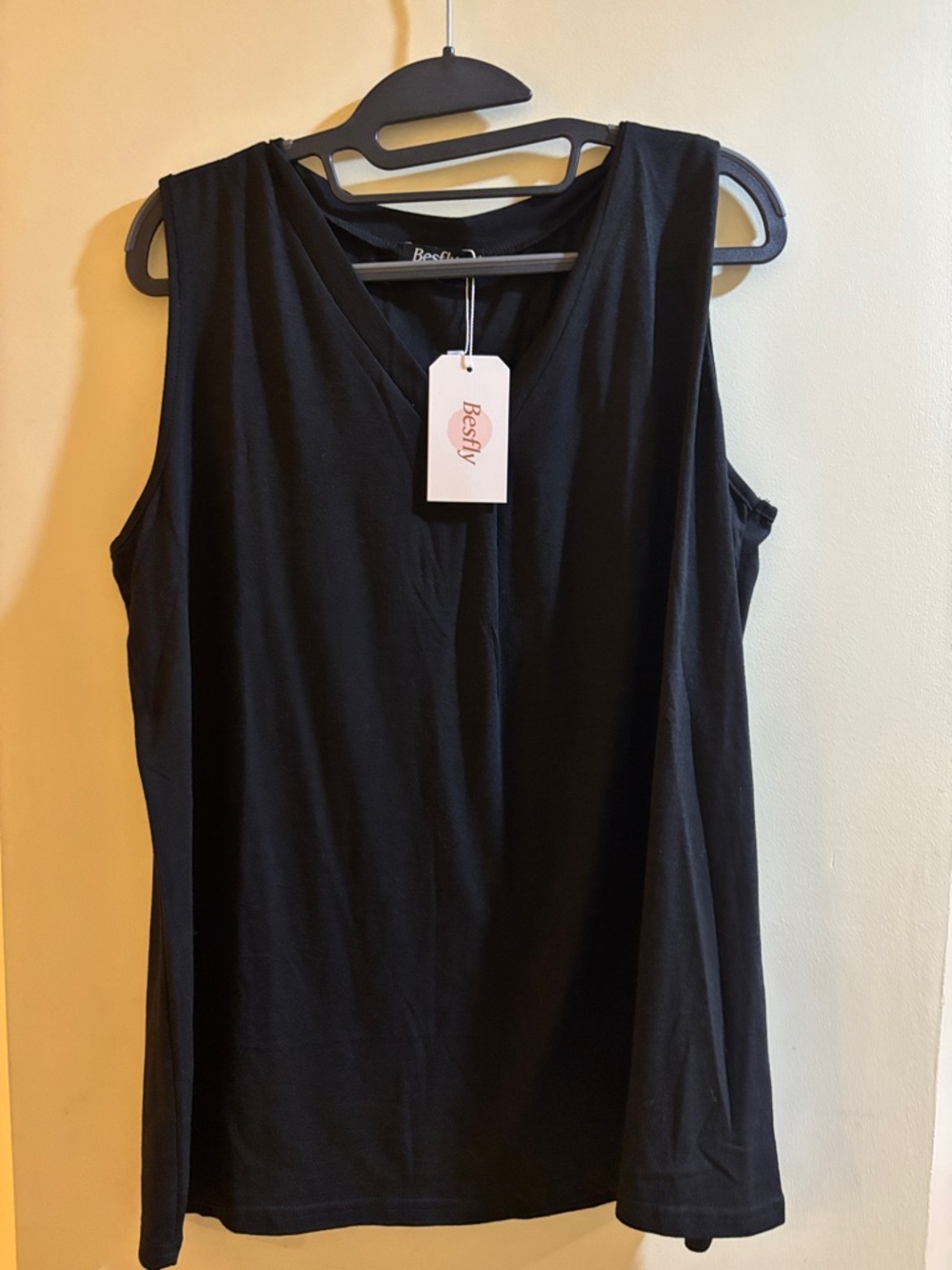 Amazon Black‎ V-Neck Sleeveless Tank Top